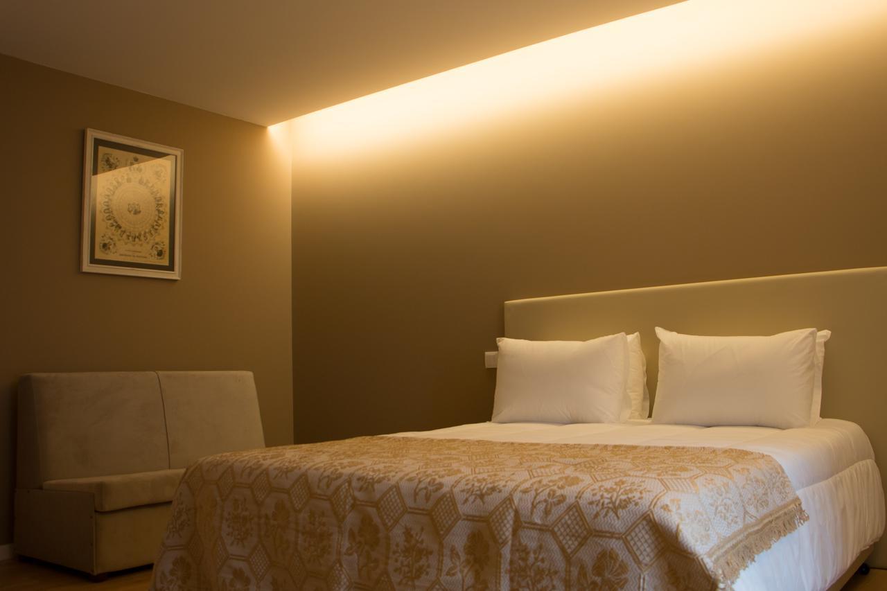 Feira Hostel & Suites Santa Maria da Feira Εξωτερικό φωτογραφία